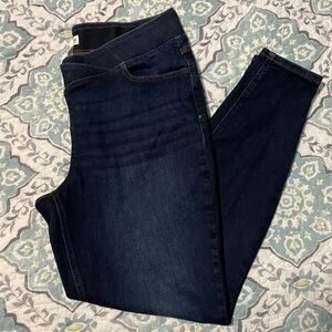 NWOT Maurices Dark Blue Skinny Jeans